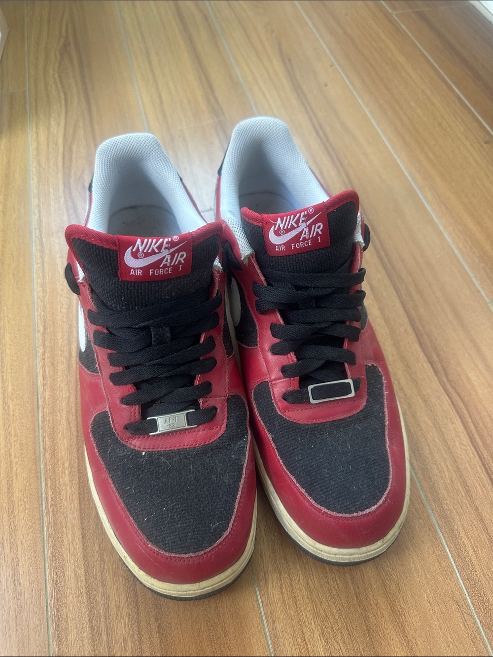 Nike Air Force 1 Low Top Sneakers - Red/Black/White
